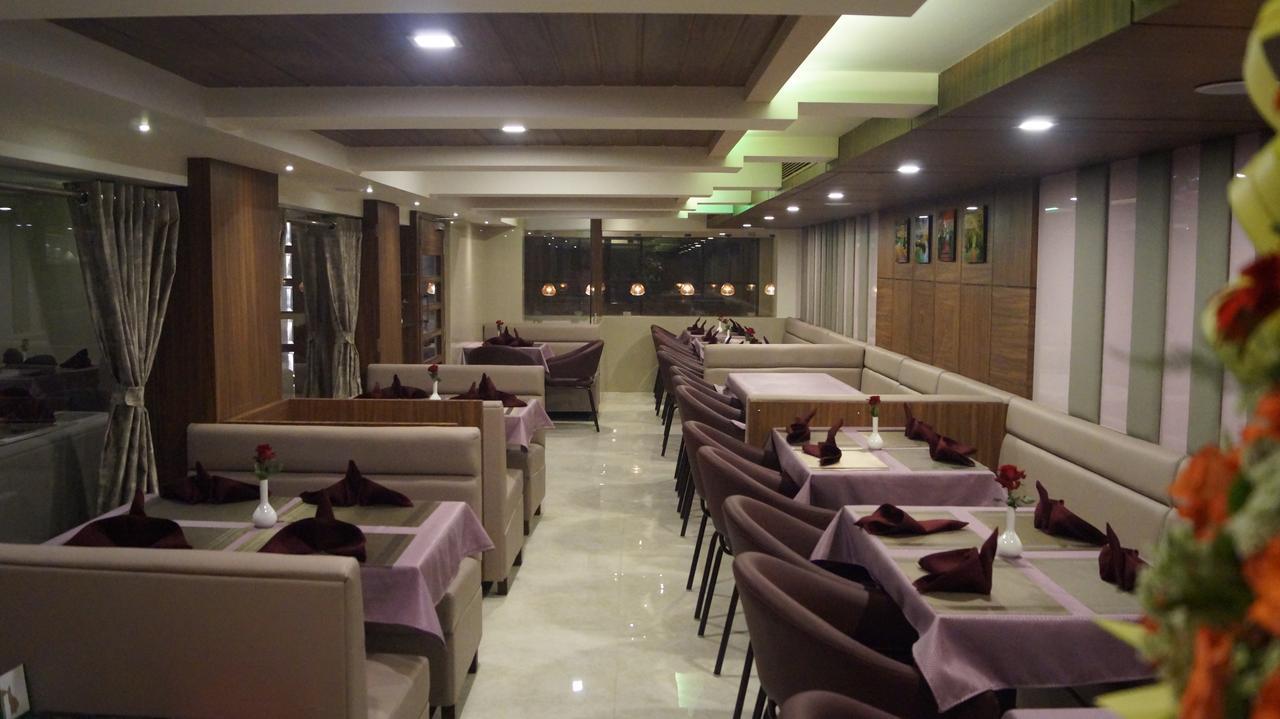 Hotel Panvel Palace Exterior photo
