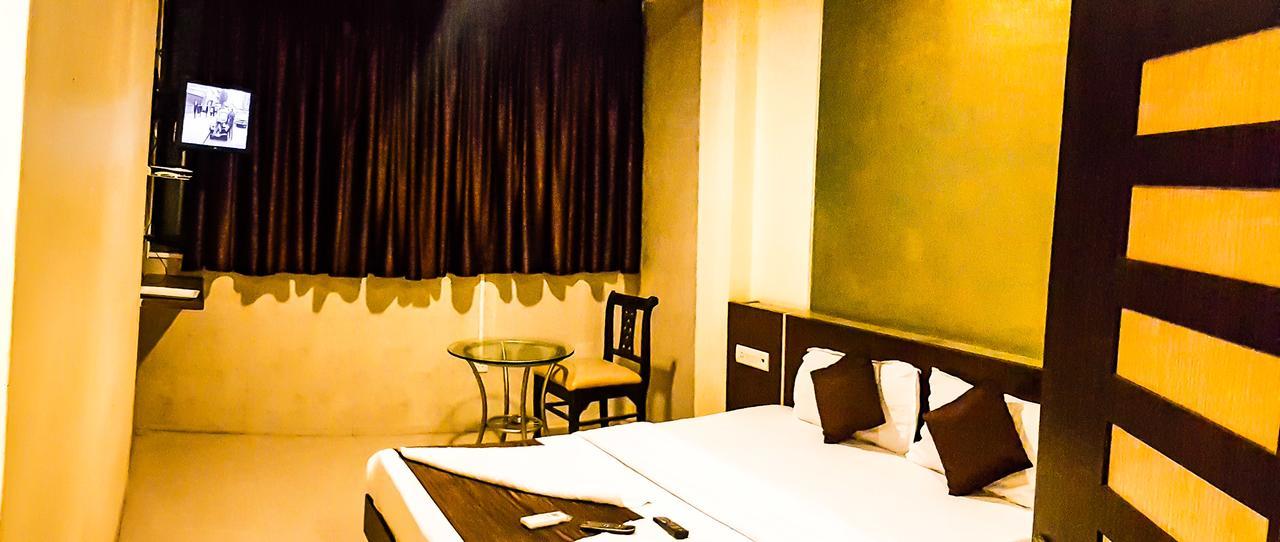Hotel Panvel Palace Exterior photo